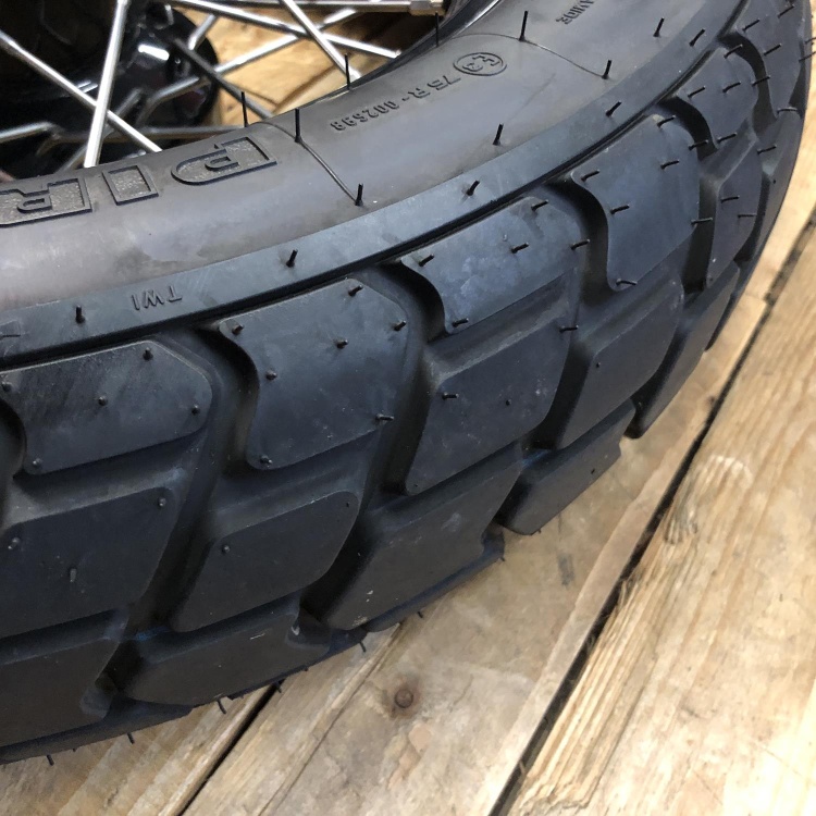 Indian Scout Bobber spoked / laced wheels with Pirelli tyres